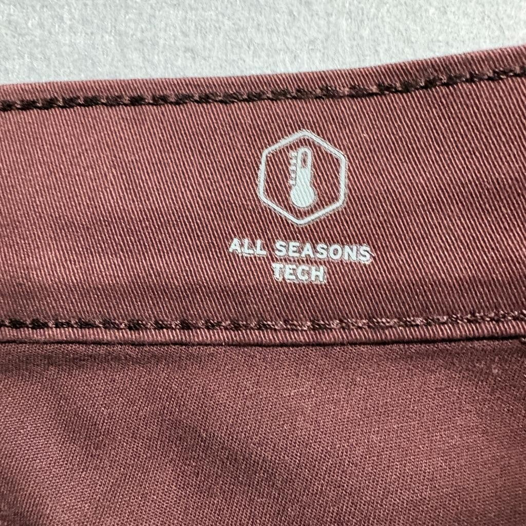 Levis 541 Athletic Taper Jeans Mens 33x32 Burgundy Maroon All Seasons Tech