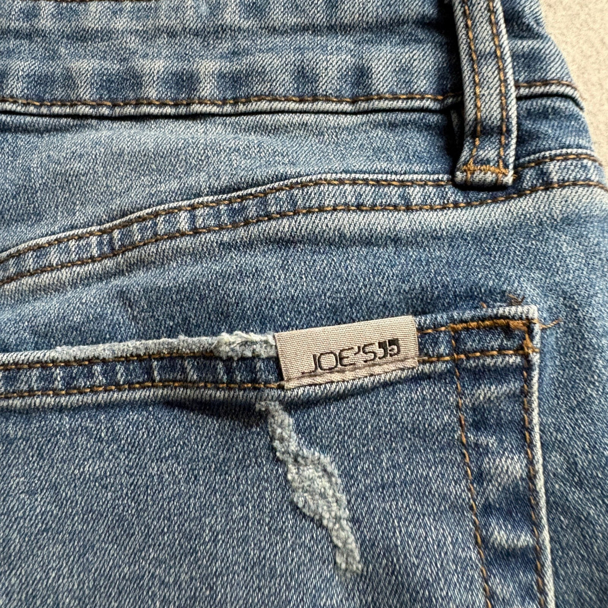 Joe's Jeans Bibiana High Rise Straight Leg Distressed Denim Blue Jeans Size 27