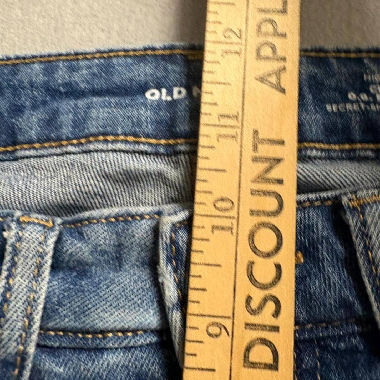 Old Navy OG Straight Curvy Jeans Womens 6 Blue Denim High Rise Distressed Patch