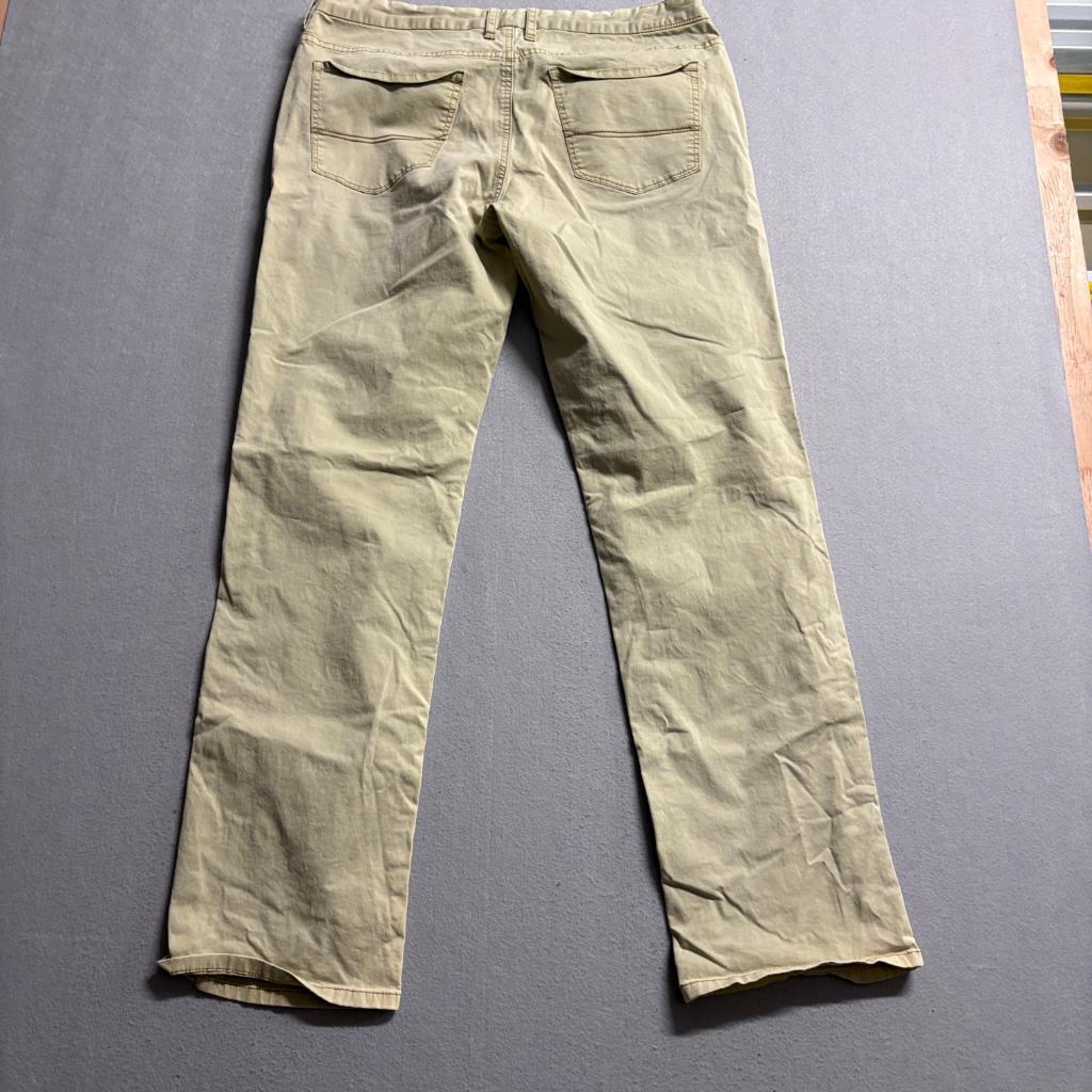 Tommy Bahama Jeans Mens 34x32 Khaki Beige Chino Pants Cotton Stretch