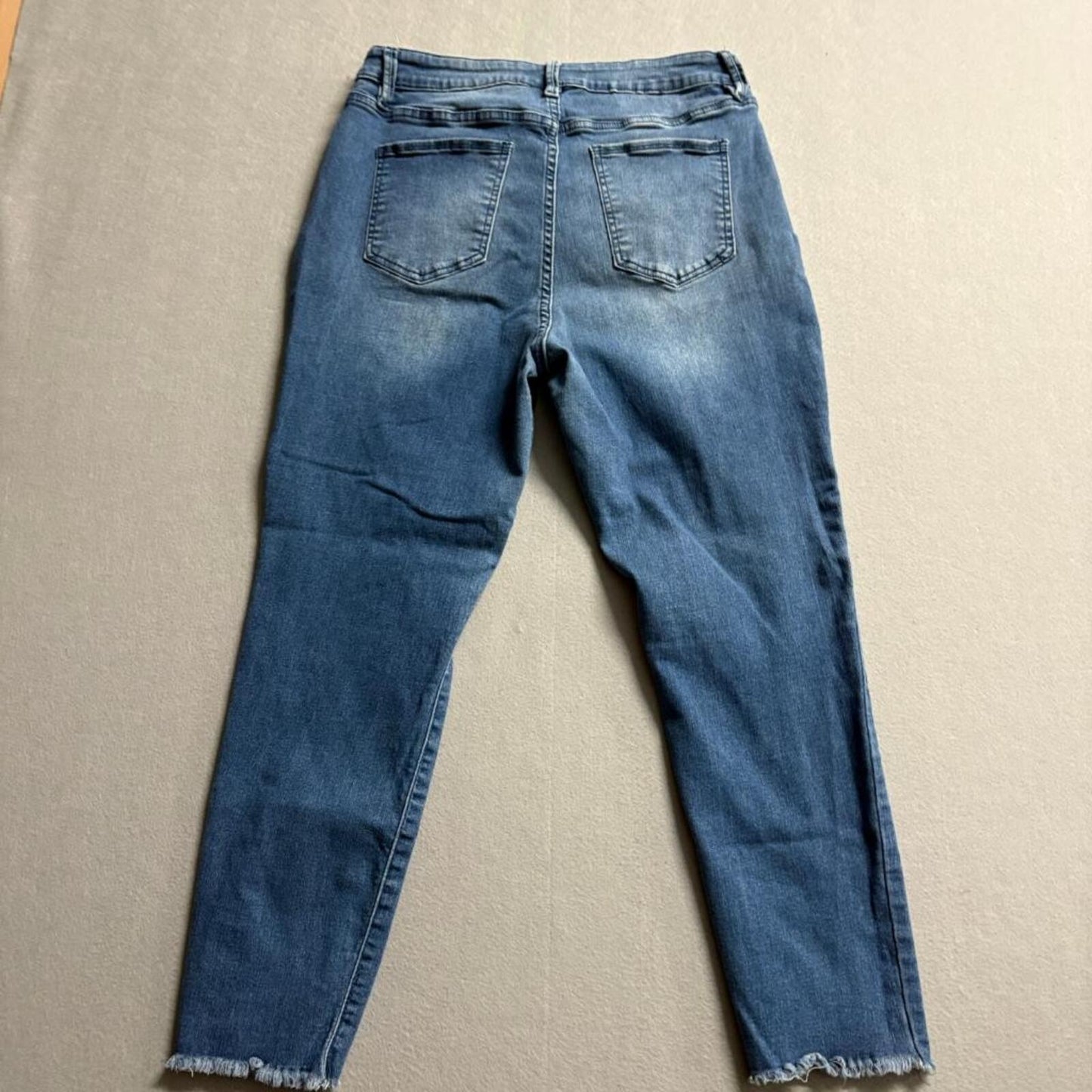 Royalty for Me High Rise Ankle Jeans Womens Size 16 Blue Raw Hem Front Seam