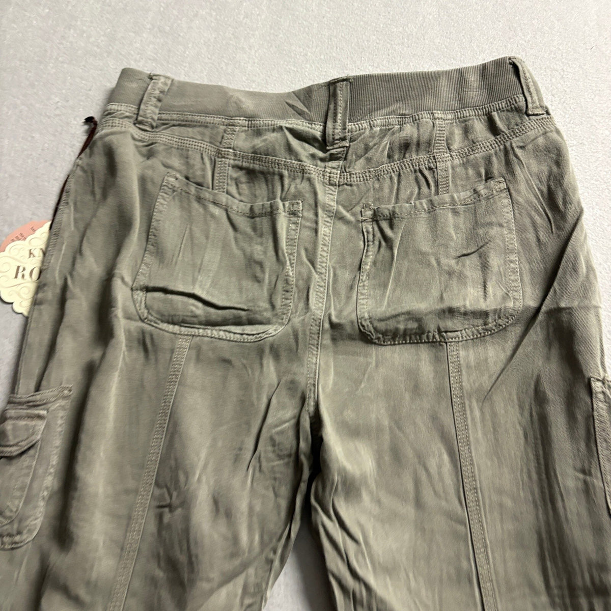 Knox Rose Cargo Jogger Pants Womens Medium Olive Green Rayon Elastic Waist NWT