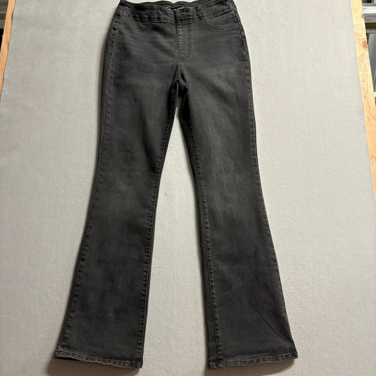 DG2 Diane Gilman Women Bootcut Jeans Size 8-10-12T Gray Stretch Denim Pull On