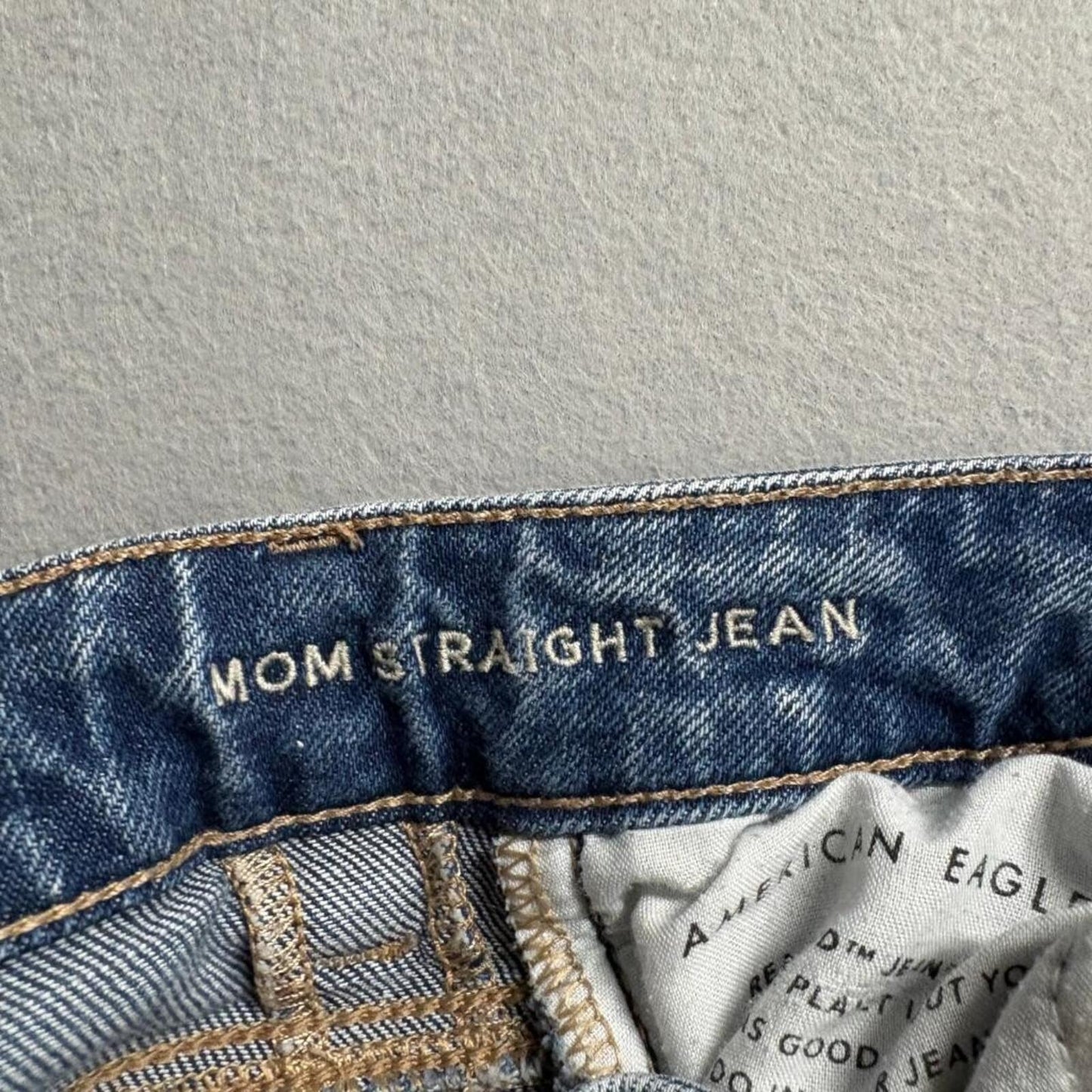 American Eagle Mom Straight Jeans Womens 000 Short Blue Distressed High Rise