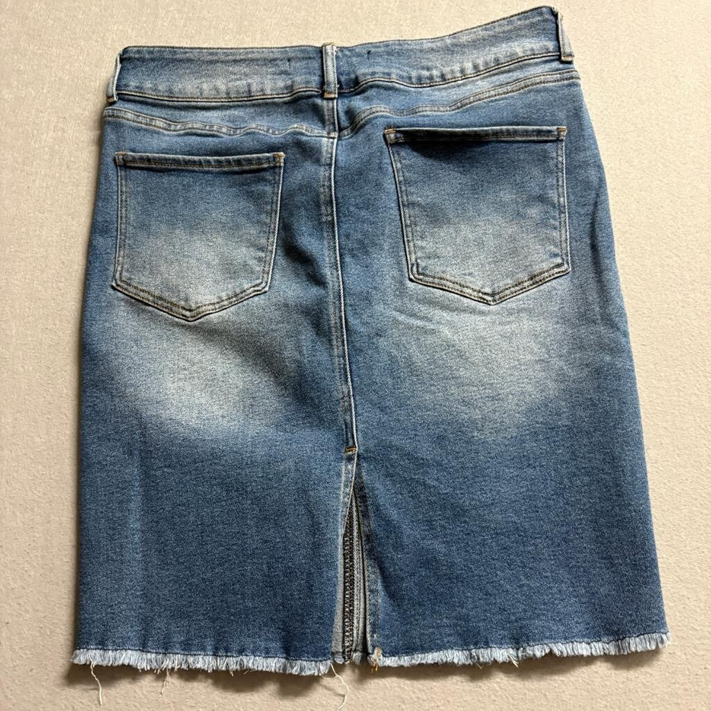 !iT Tatiana Denim Skirt Womens Size 12 Blue Distressed Frayed Hem Jean Skirt