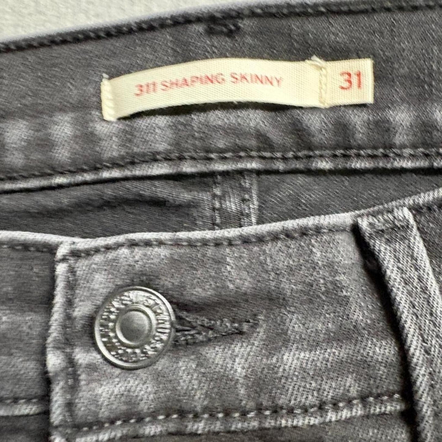 Levi's 311 Shaping Skinny Jeans Womens 31x30 Gray Denim Stretch Pants