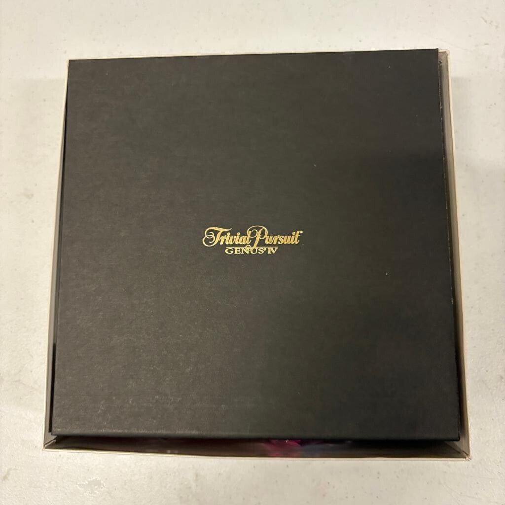 Trivial Pursuit Genus IV Board Game 1996 Parker Brothers Vintage Complete