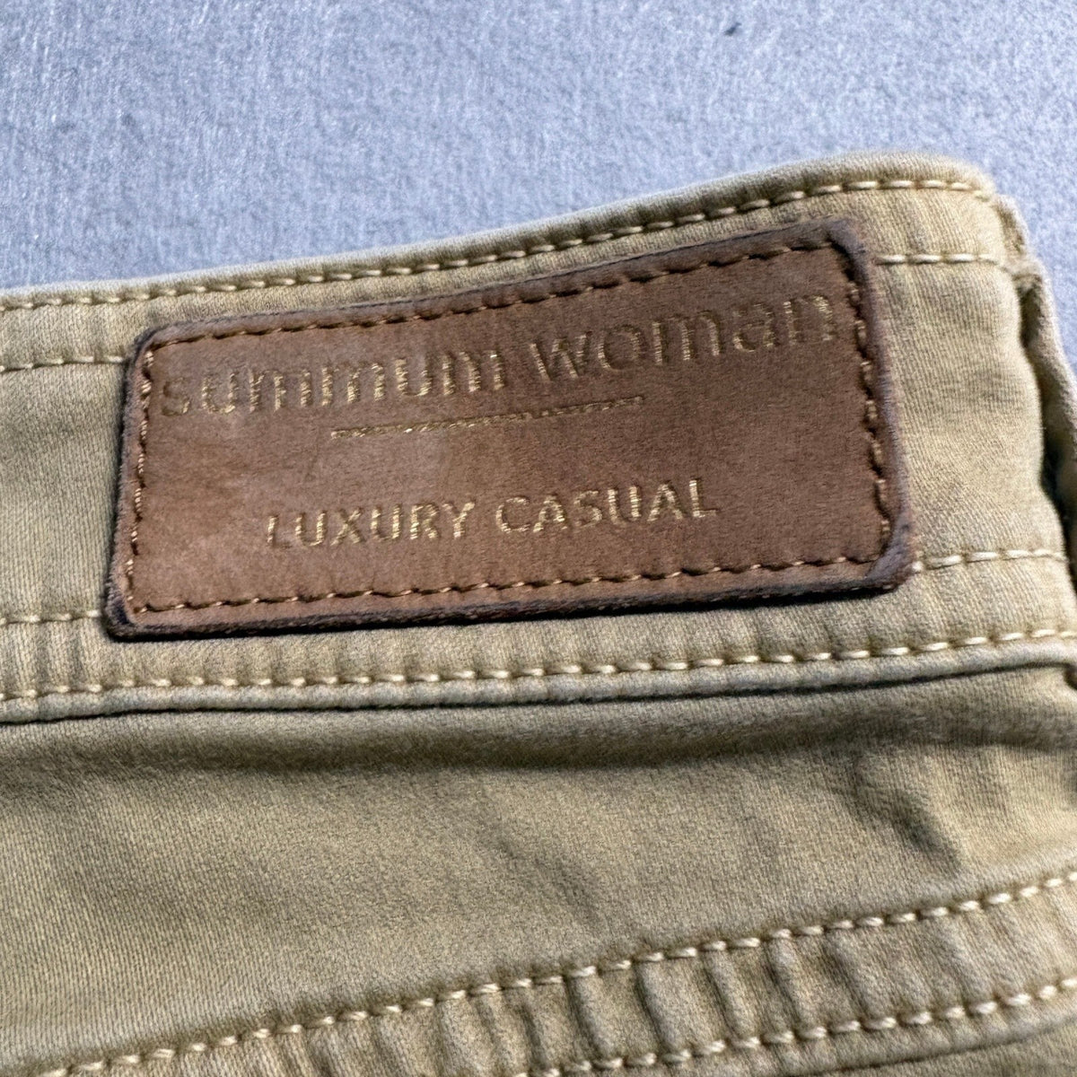 Summum Woman Cargo Pants Size EU 42 US 10 Tan Khaki Raw Hem Stretch Utility