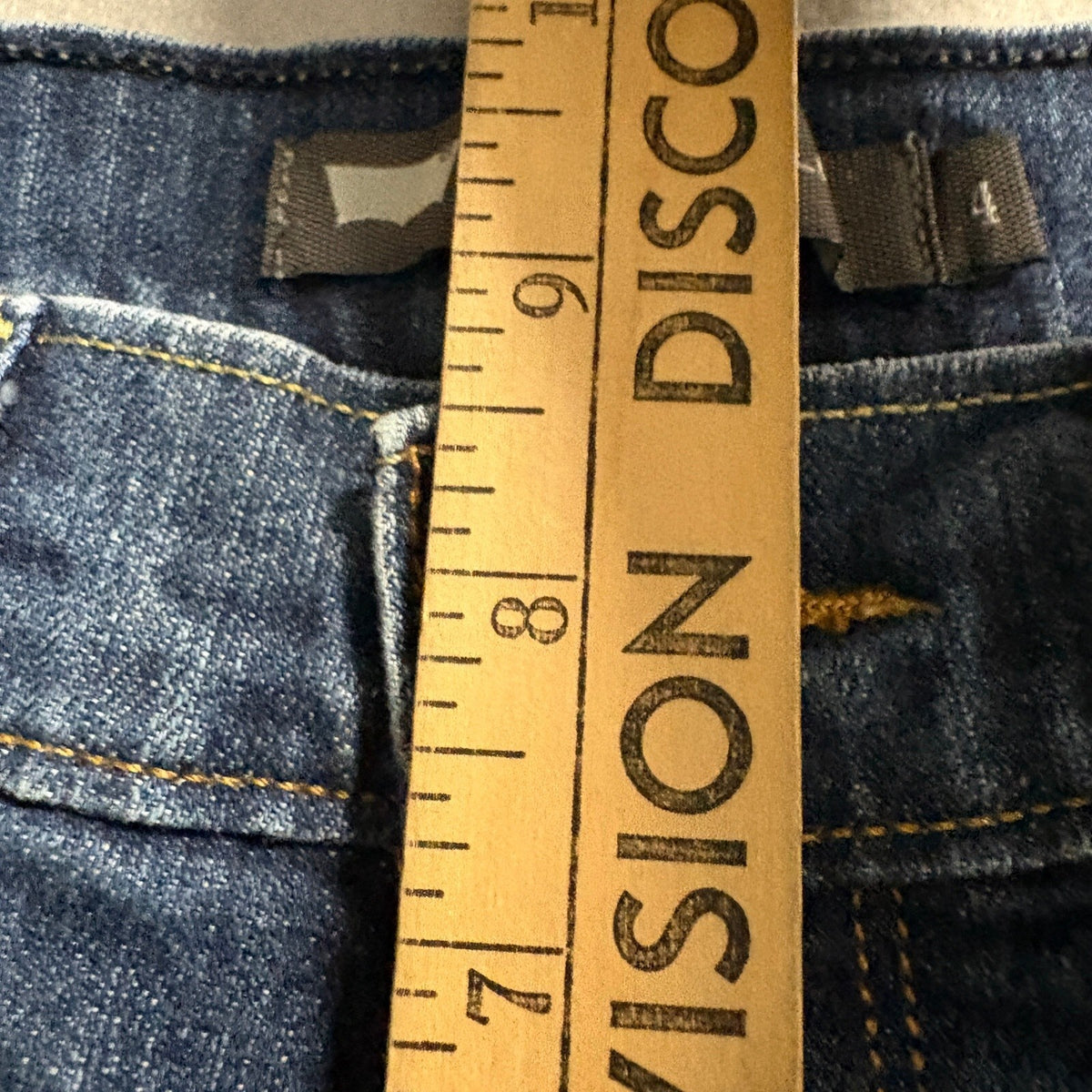 Levis 505 Straight Leg Jeans Womens Size 4 Medium Wash Denim Blue W27 L32