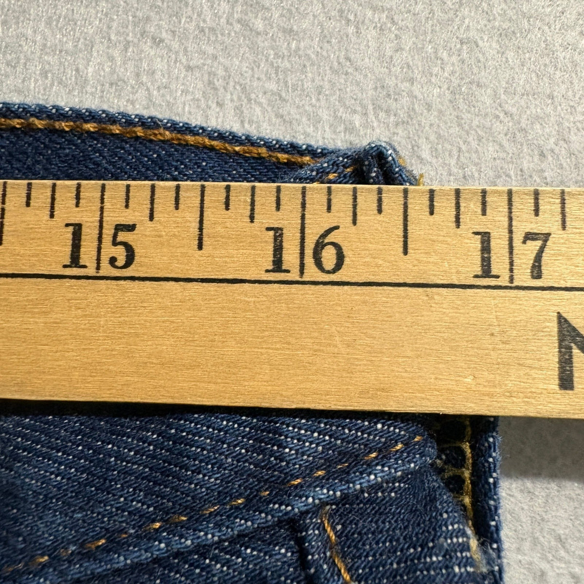 Levis 501 Button Fly Jeans Mens 34x34 Dark Wash Denim Straight Leg Blue