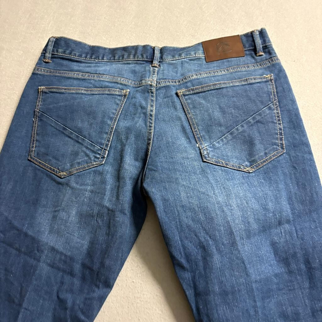 Perry Ellis Premium Denim Jeans Mens 34x30 Blue Stretch Straight Leg