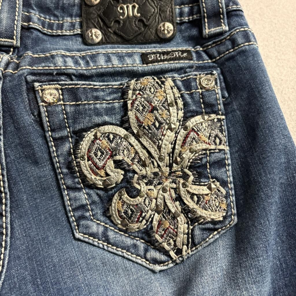 Miss Me Signature Bootcut Jeans Womens Size 30 Dark Wash Fleur De Lis