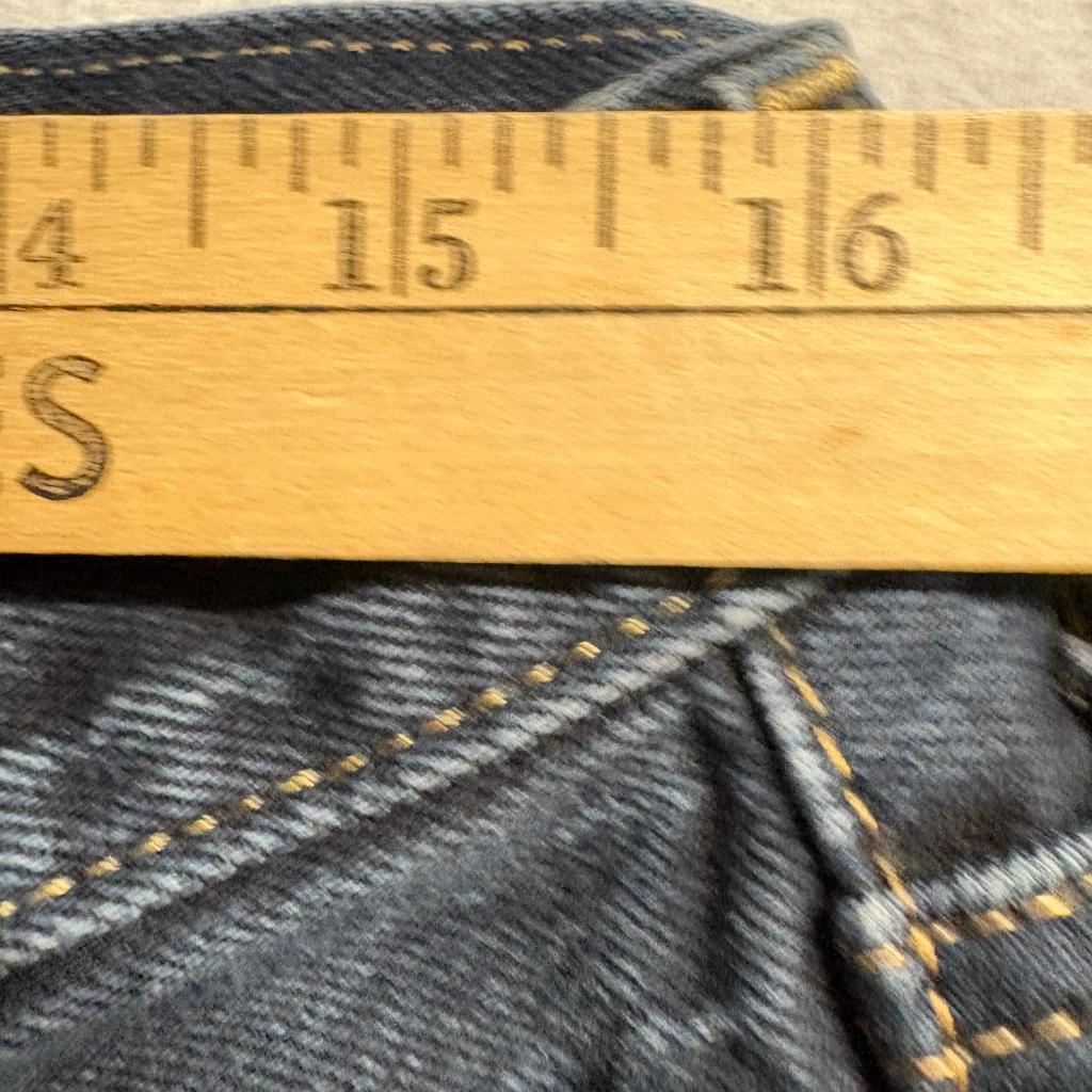 Levis Premium 501 Original Fit Jeans Mens 34x32 Dark Wash Button Fly Blue Denim