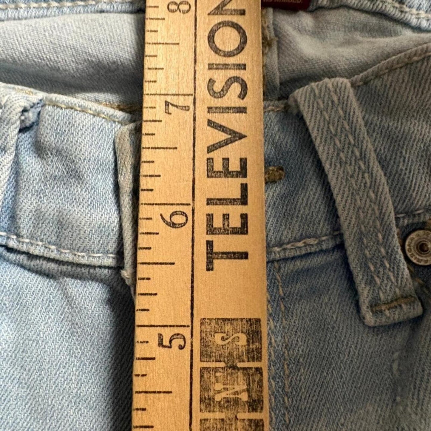 Arizona Jean Co Super Skinny Jeans Womens Size 1 Light Wash Distressed Denim