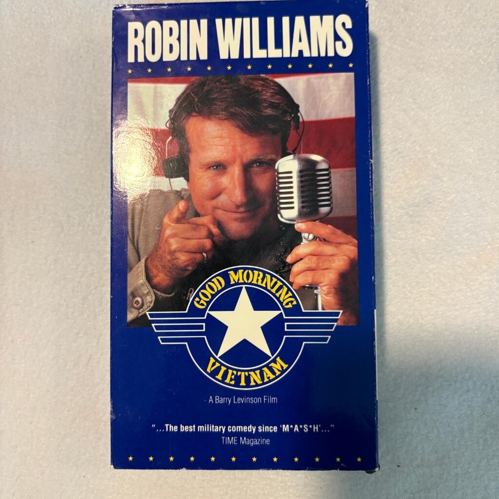 Good Morning Vietnam VHS Robin Williams Touchstone Home Video 1987 Tape