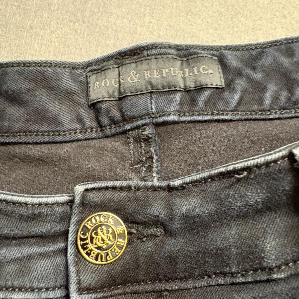Rock and Republic Kashmiere Skinny Jeans Womens 18W Short Black Denim Stretch