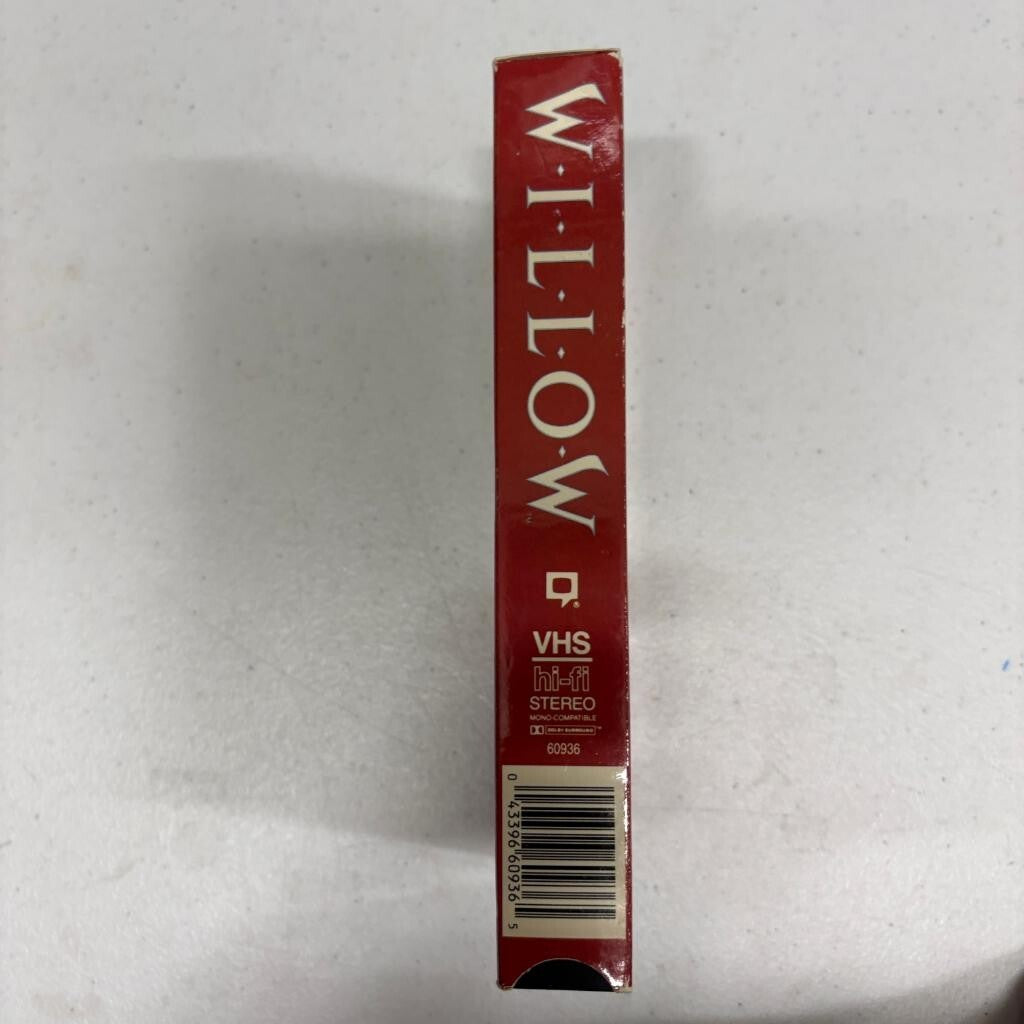 Willow VHS 1988 Val Kilmer George Lucas RCA Columbia Pictures Home Video