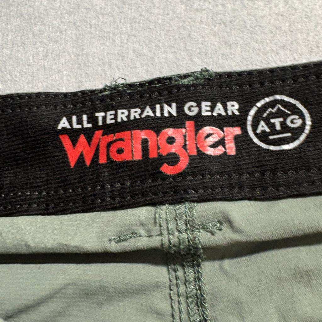 Wrangler ATG Mens 40x30 Green All Terrain Gear Nylon Stretch Utility Pants