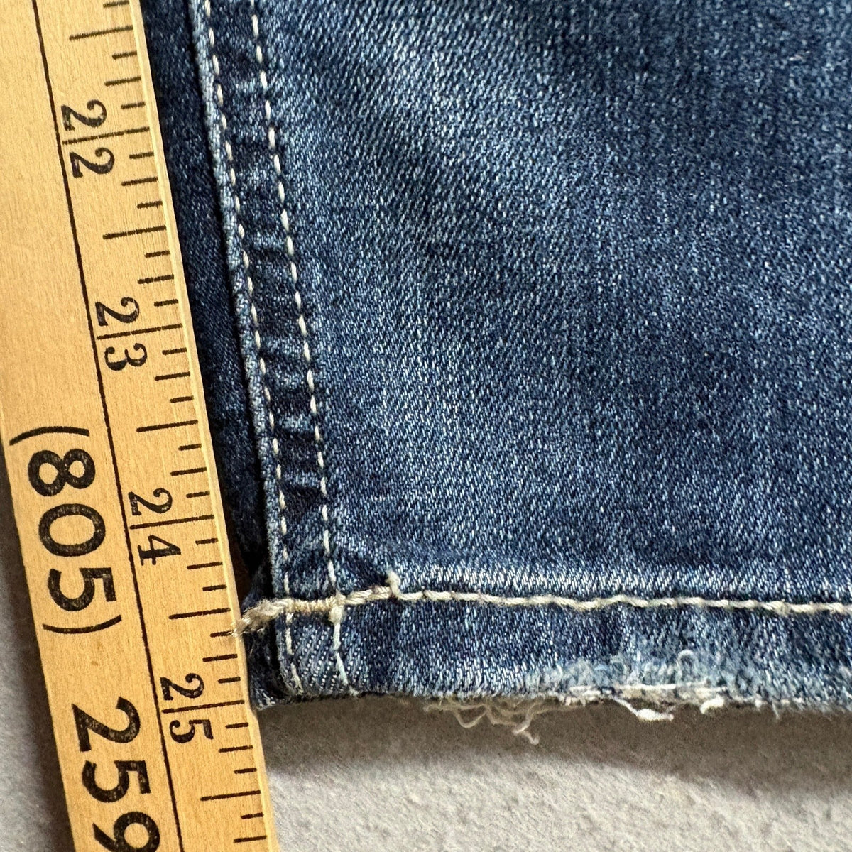 Silver Jeans Co Suki Skinny Crop Jeans Womens 12W L26 Blue Denim Distressed Hem