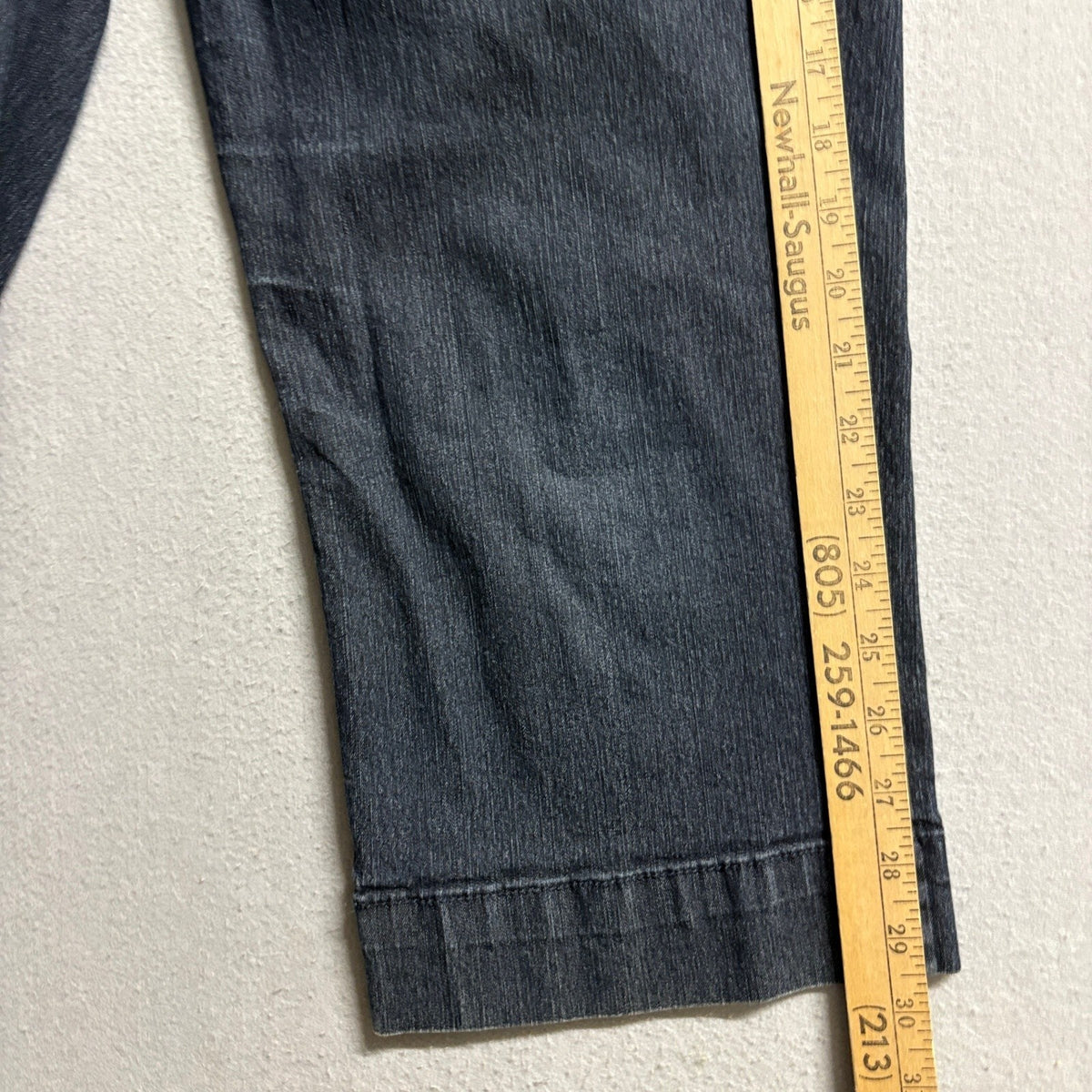 Bandolino Maureen Capri Denim Pants Womens Size 12 Dark Wash Stretch Crop Jeans