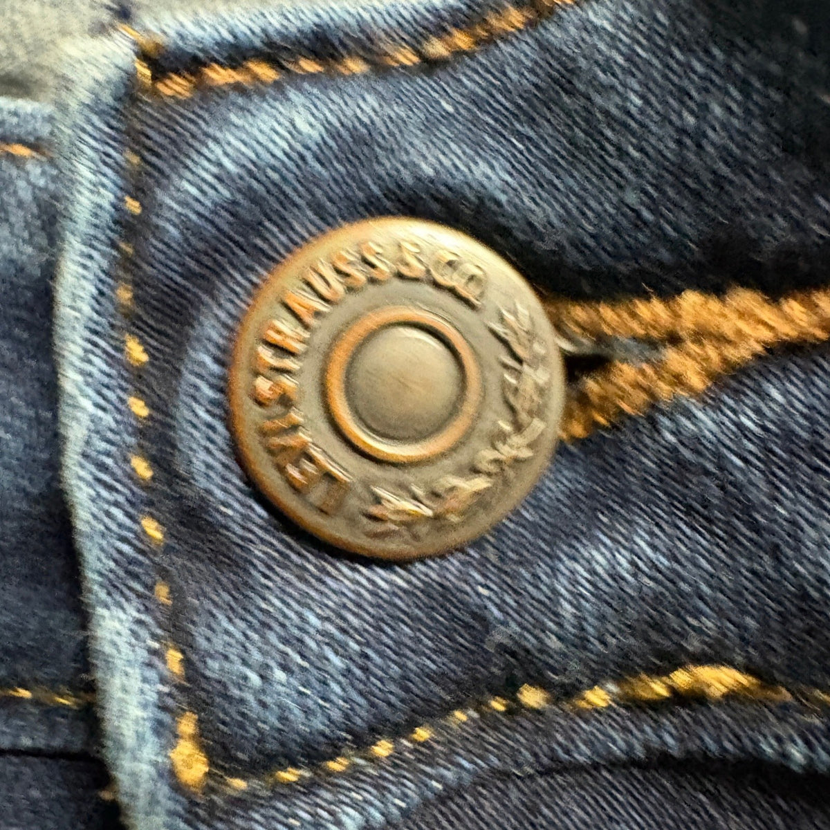 Levis Mid Rise Skinny Jeans Womens Size 14 Medium Dark Wash Blue Stretch Denim