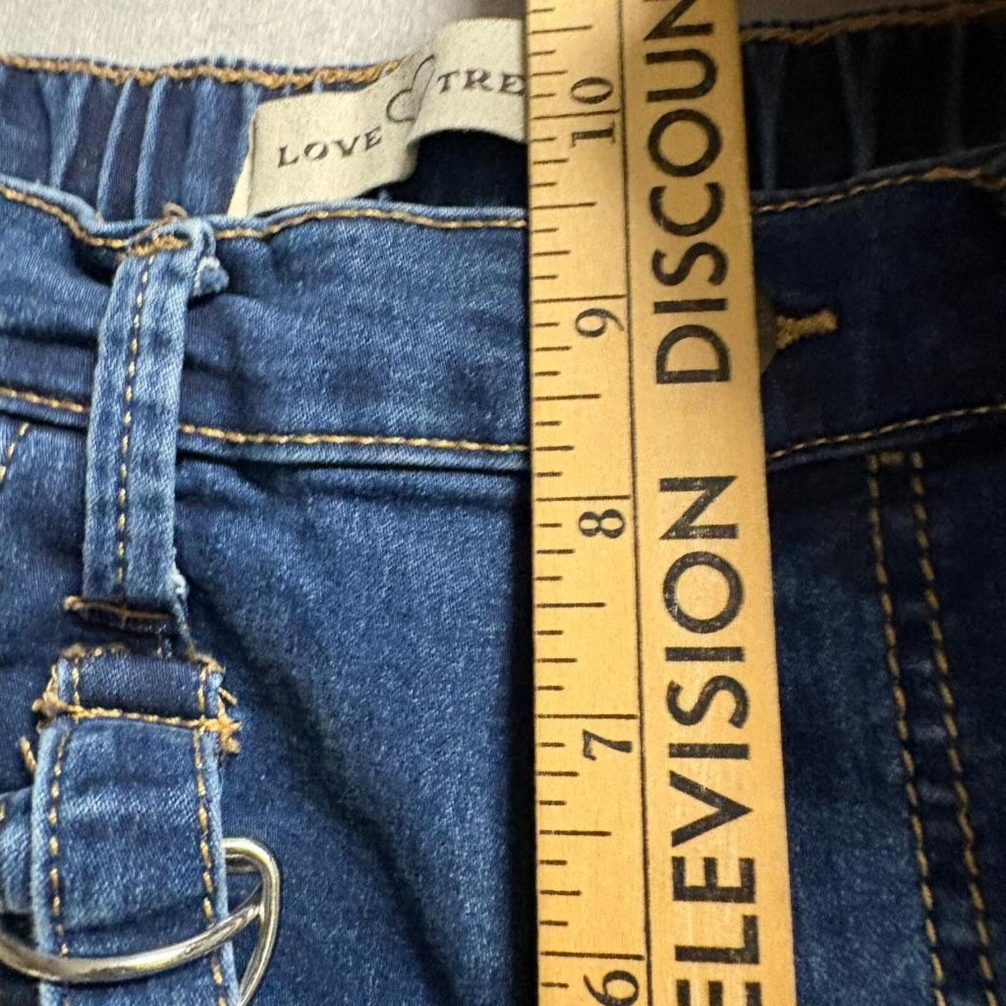 Love Tree Trends Cargo Jeans Womens Size 9 Blue Denim Utility Pockets Stretch