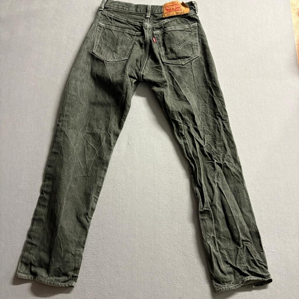 Levis 501 Original Fit Jeans Mens 32x34 Gray Black Denim Button Fly Straight Leg