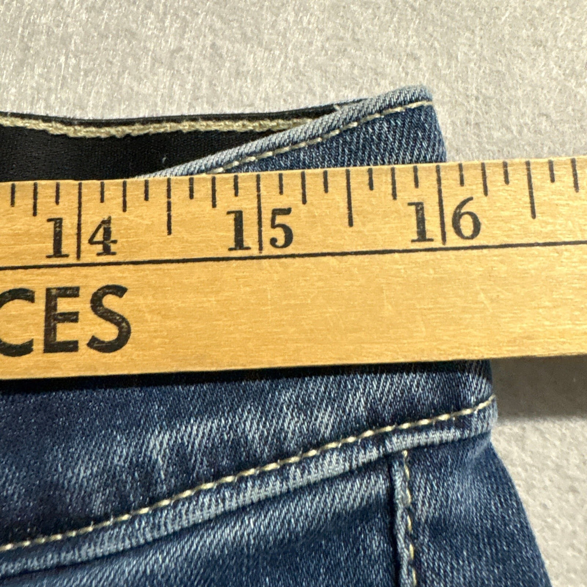 Torrid Bombshell Wide Leg Super Soft Jeans Womens 10 Regular Medium Wash Denim