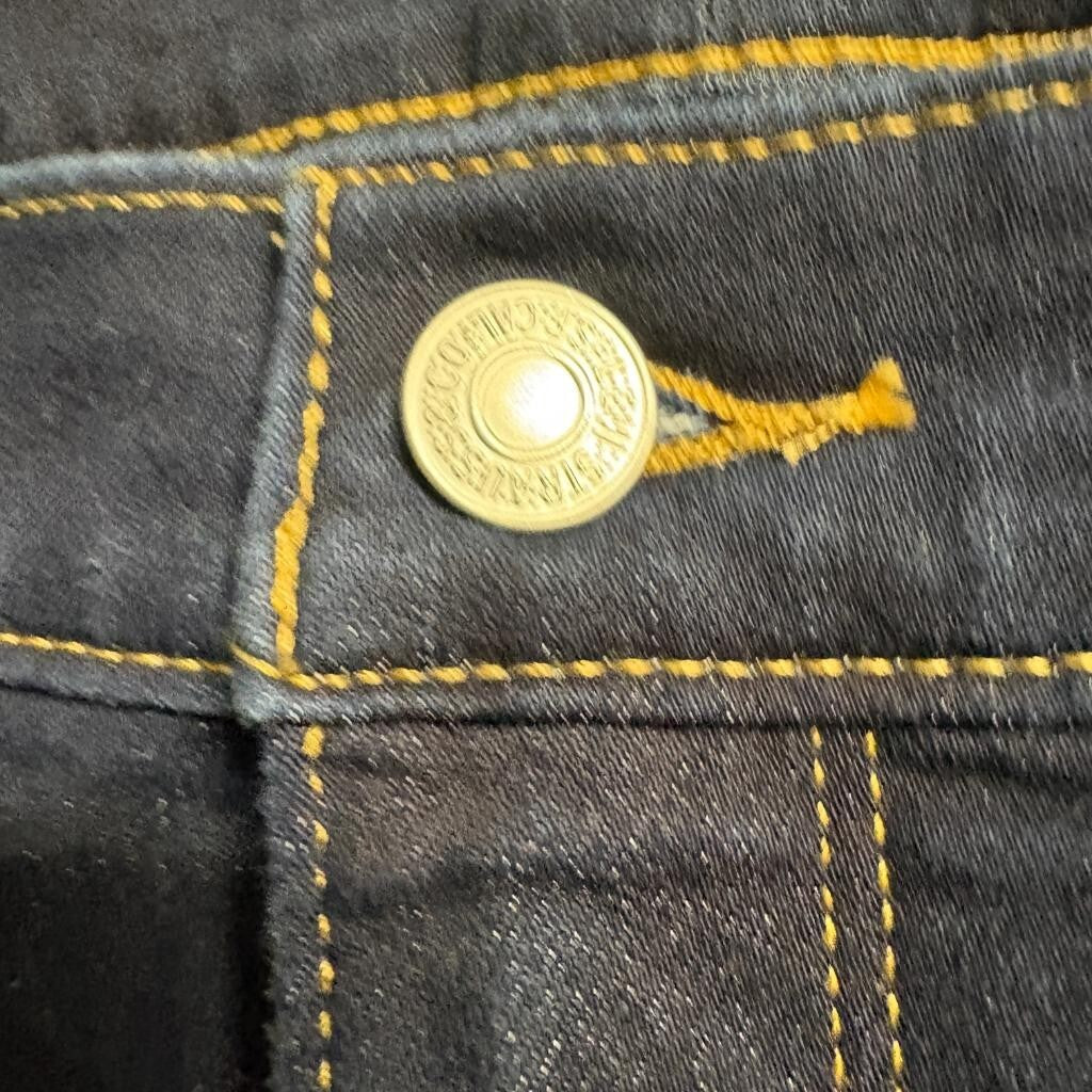 Levi's 311 Shaping Skinny Jeans Womens 18W S Dark Wash Blue Denim Stretch