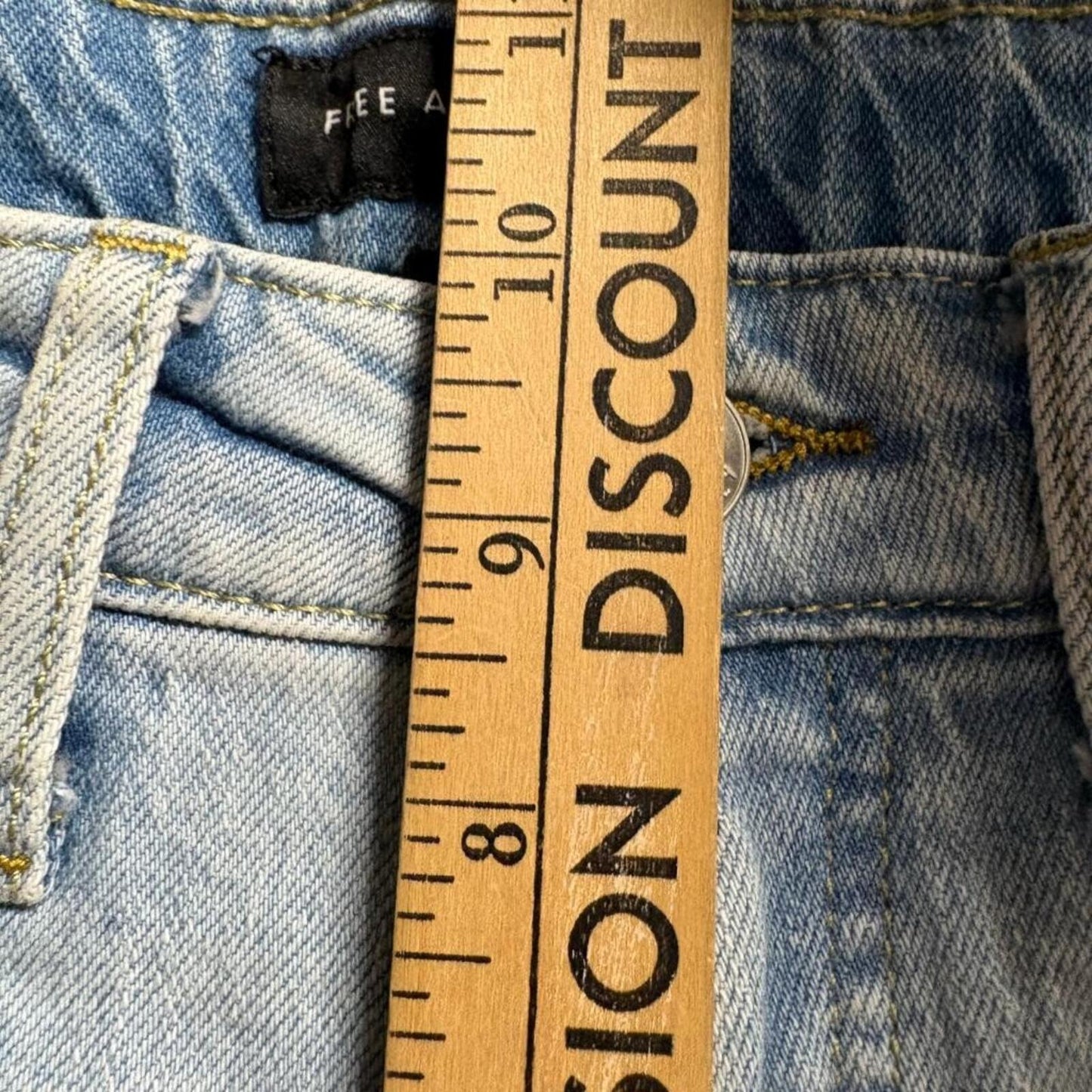 Free Assembly Full Wide Straight Jeans Womens Size 0 Light Wash Denim High Rise