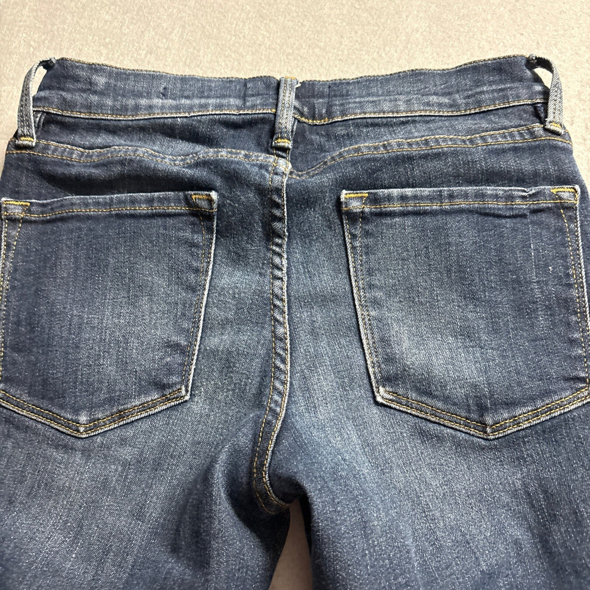 FRAME Le Skinny de Jeanne Jeans Womens Size 26 Dark Wash Raw Hem Ankle Denim