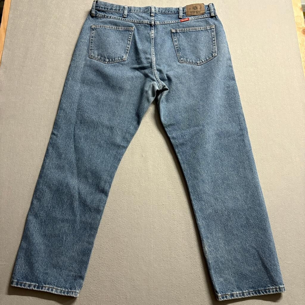 Wrangler Authentics Mens Jeans 40x30 Regular Fit Blue Denim Medium Wash Cotton
