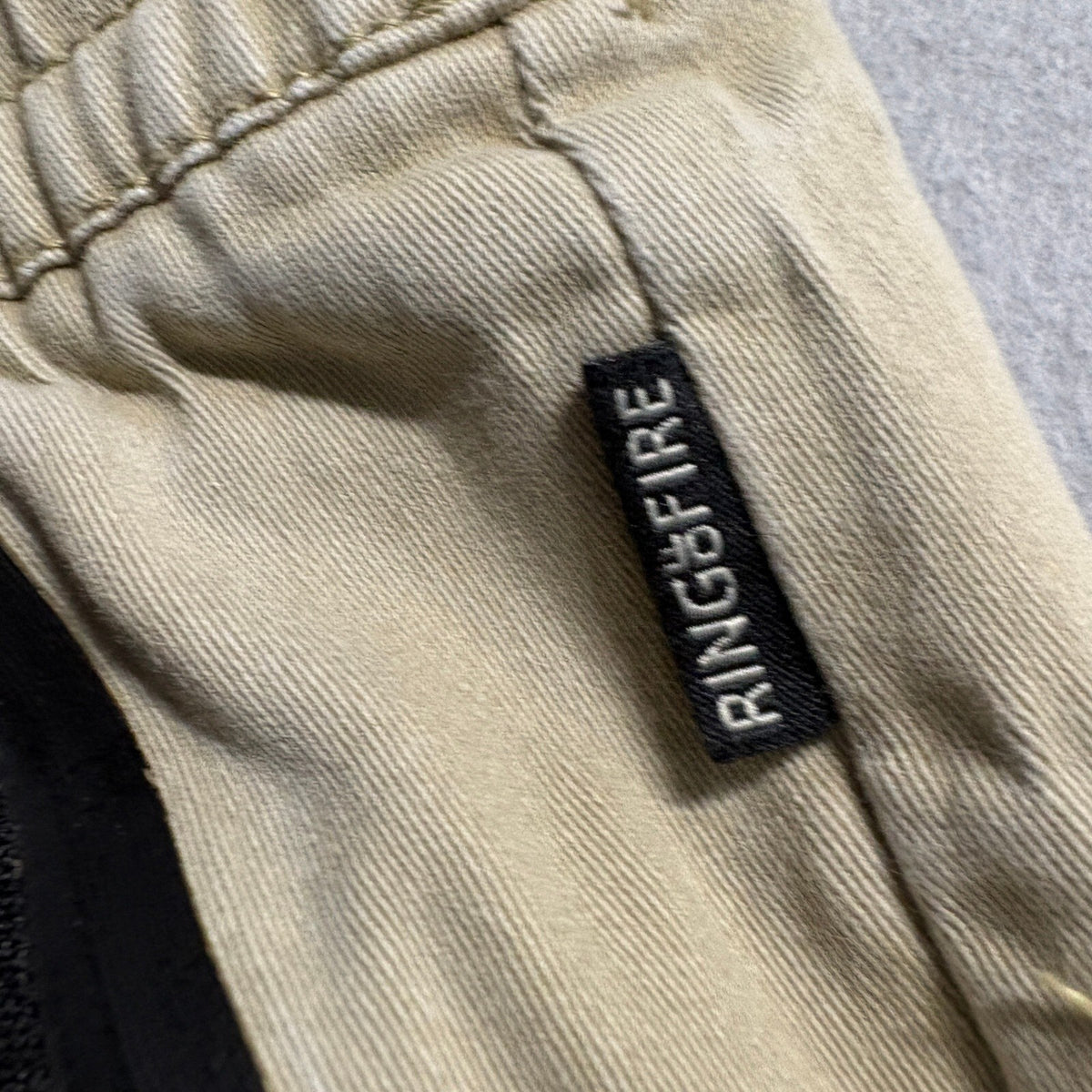 Ring of Fire Jogger Pants Mens XXL Beige Tan Stretch Twill Zipper Pockets Cuffed