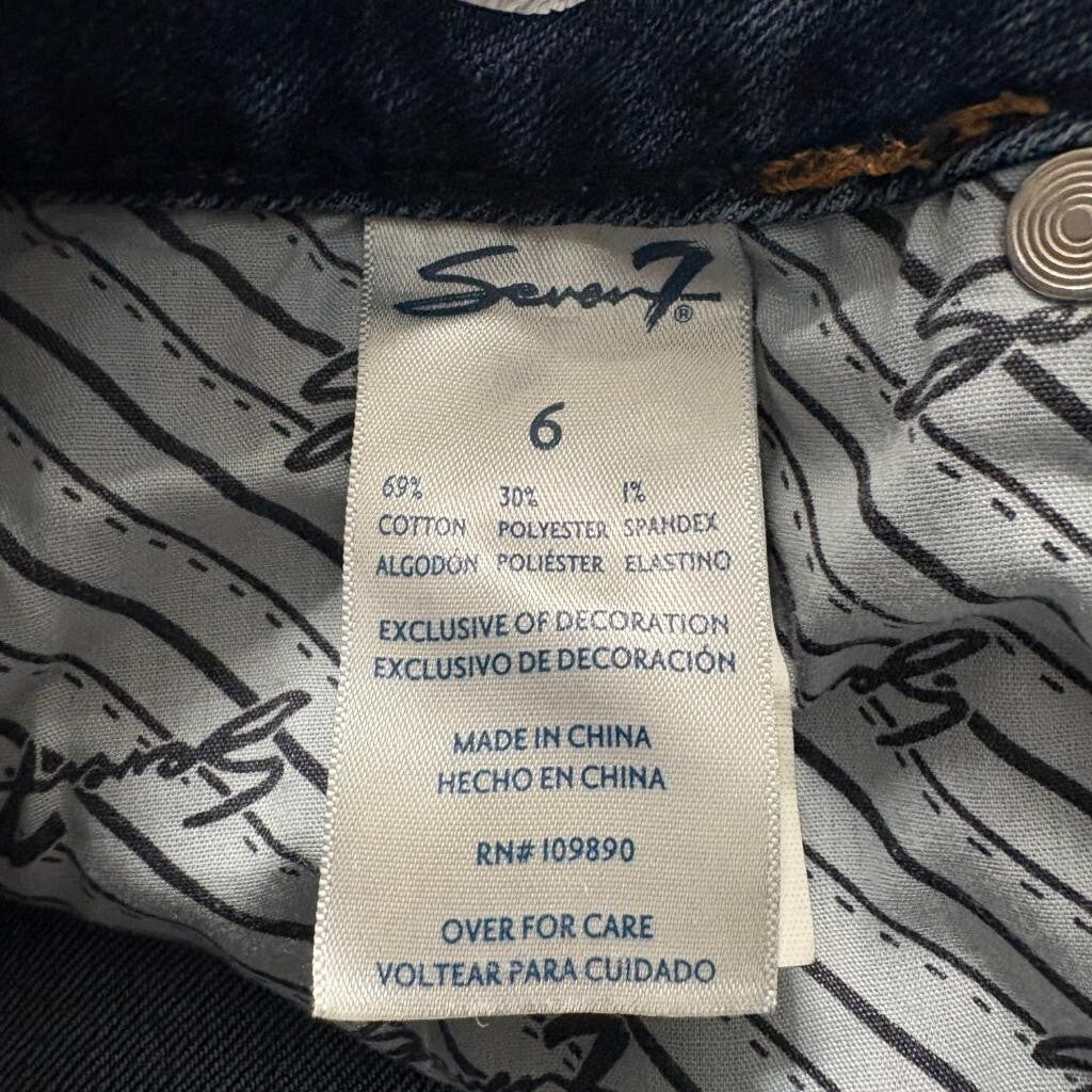 Seven7 Weekend Slim Fit Jeans Womens Size 6 Blue Denim Raw Hem Stretch