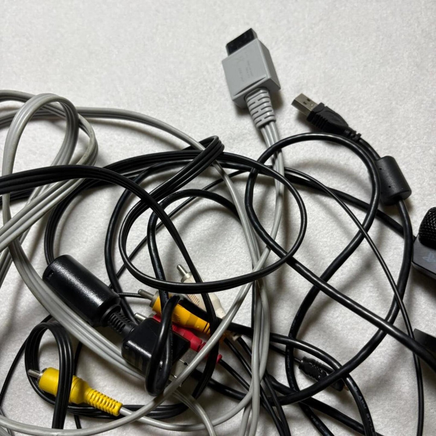 Nintendo Wii Sensor Bar PlayStation Eye Camera AV Cable Optical Audio Cable Lot