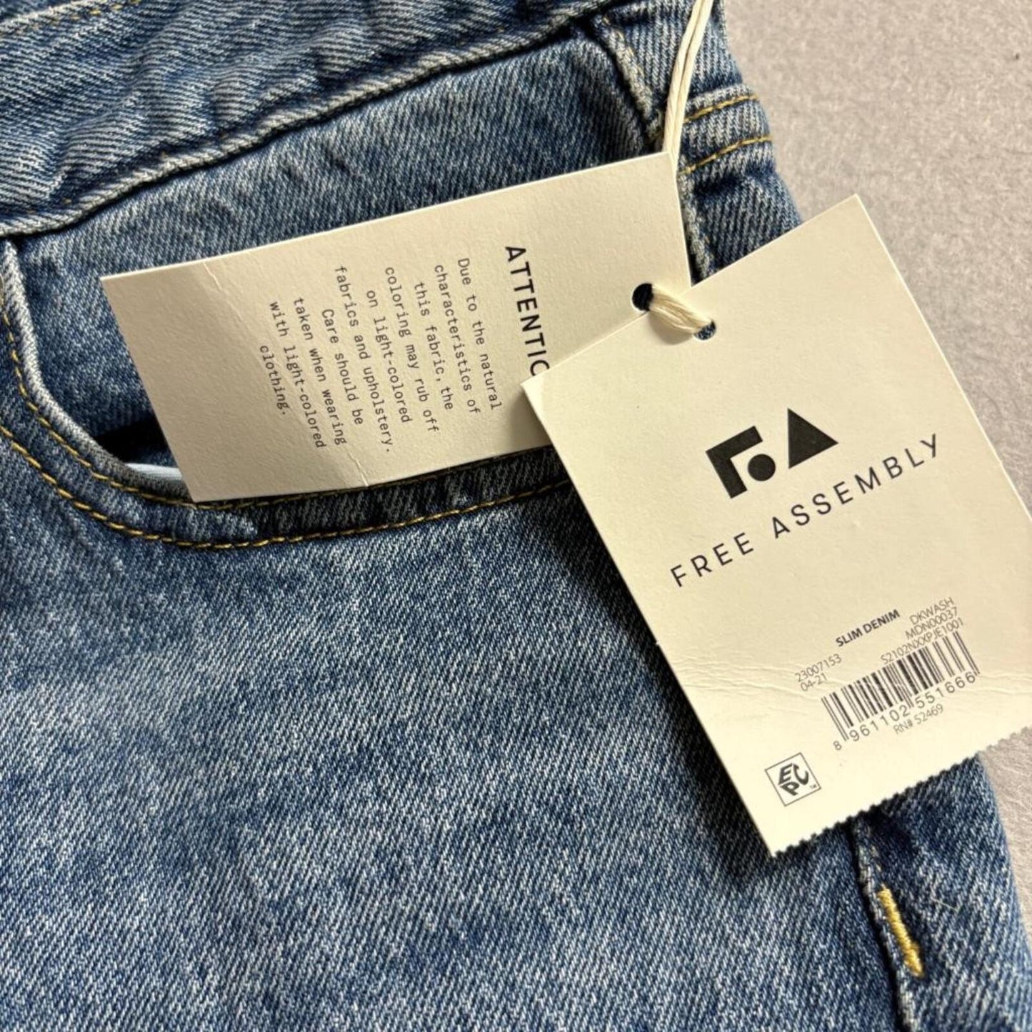 Free Assembly Slim Jeans Mens 29x30 Dark Wash Blue Denim Stretch New with Tags