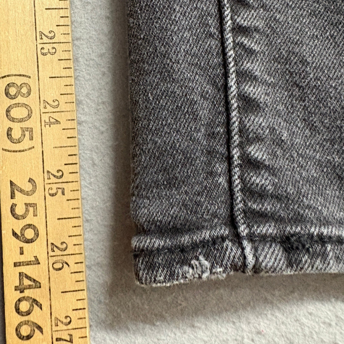 Levi's Wedgie Straight Jeans Womens 26 Distressed Black Denim High Rise W26 L28