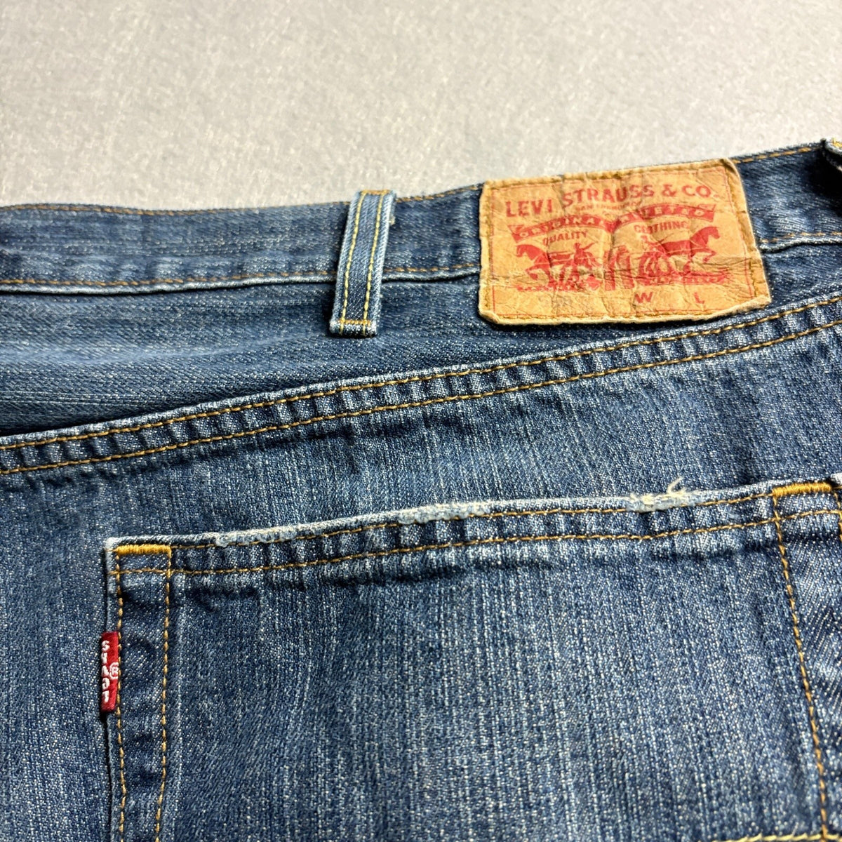 Levis 559 Relaxed Straight Jeans Mens Size 42 x 38 Blue Denim Big & Tall
