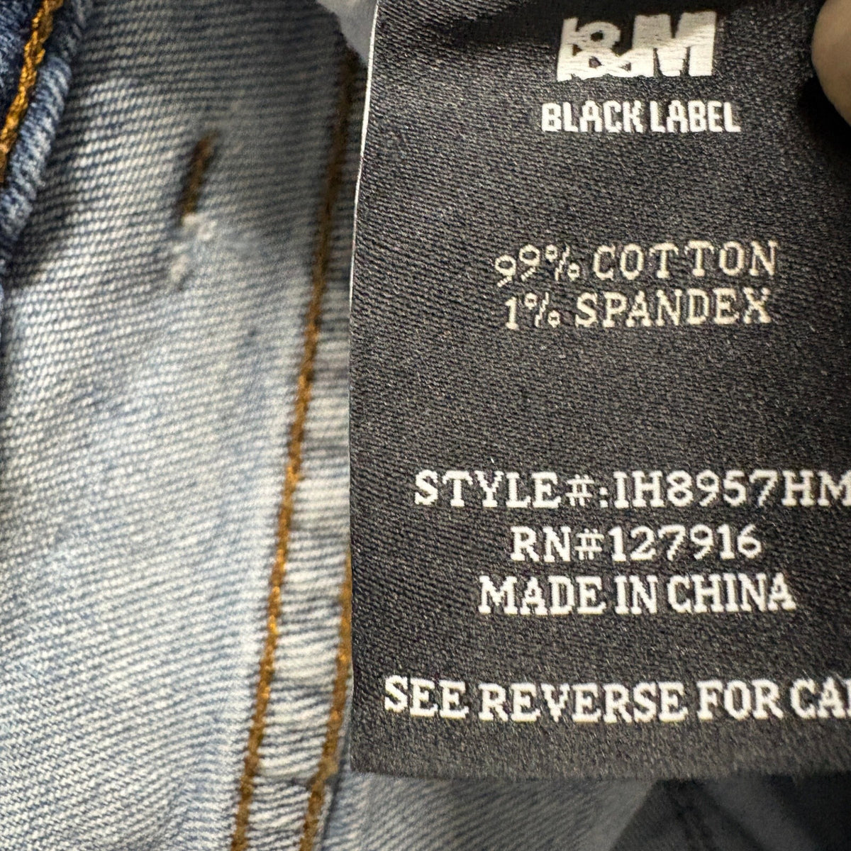 I&M Black Label High Rise Mom Jeans Womens Size 5 Distressed Light Wash Blue