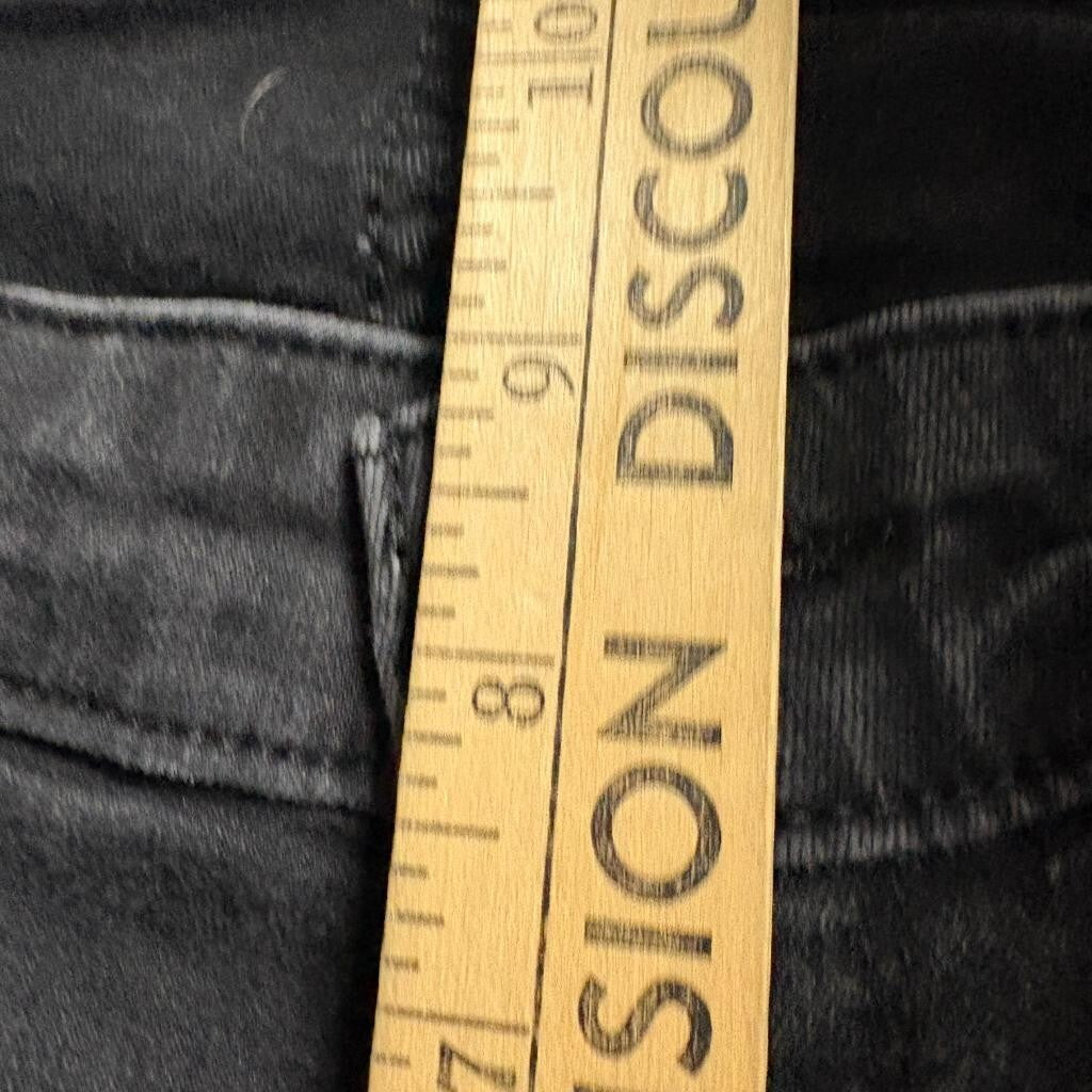 Levis 711 Skinny Jeans Womens W31 L30 Black Denim Stretch Pants