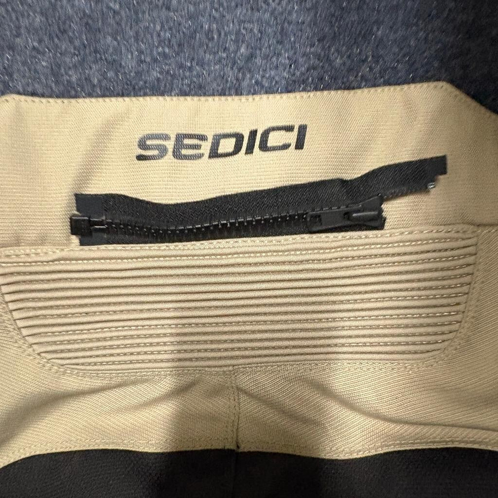Sedici Motorcycle Riding Pants Mens Size Large Tan Black Mesh Armored Adventure