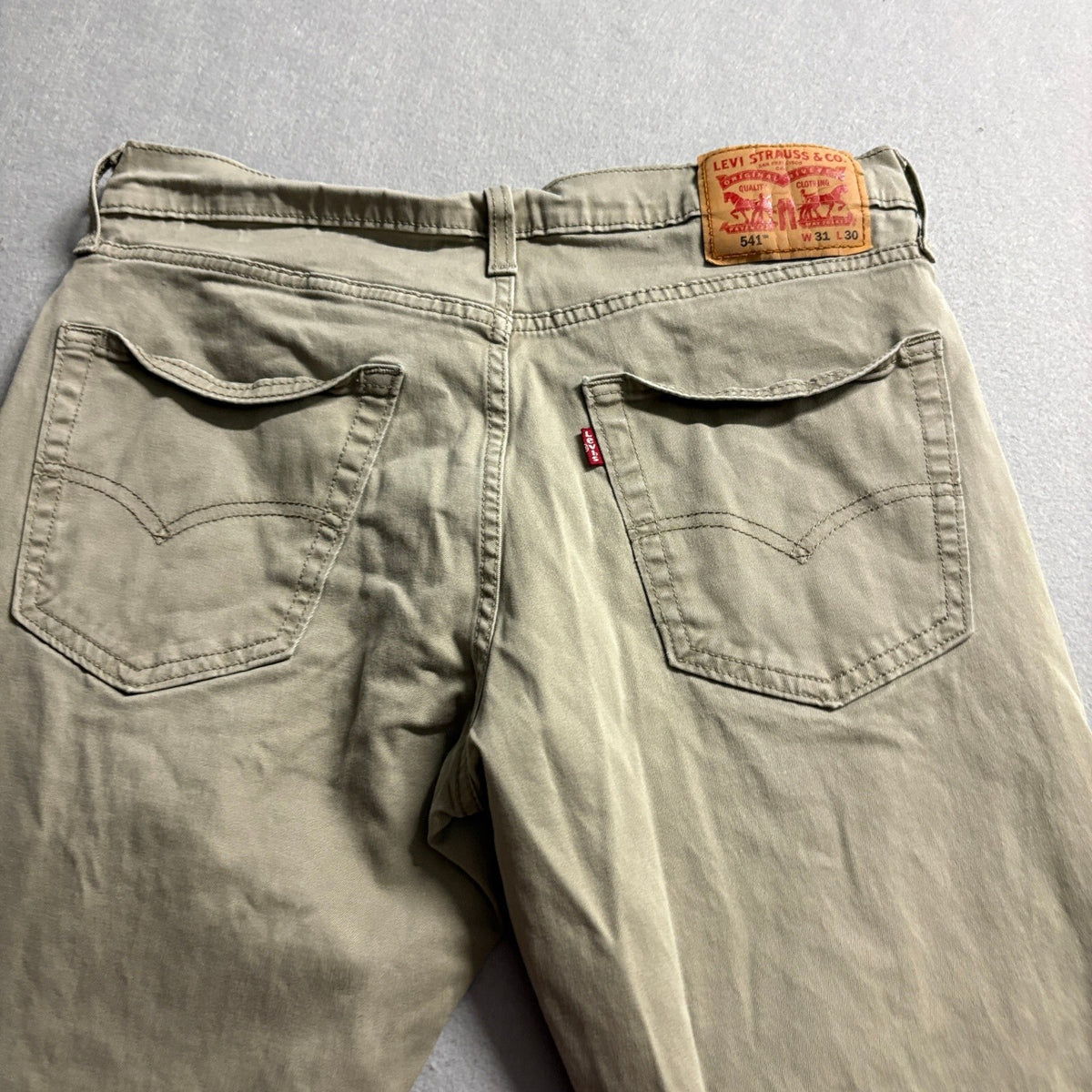 Levi's 541 Athletic Fit Jeans Mens 31x30 Khaki Tan Denim WaterLess Stretch Pants