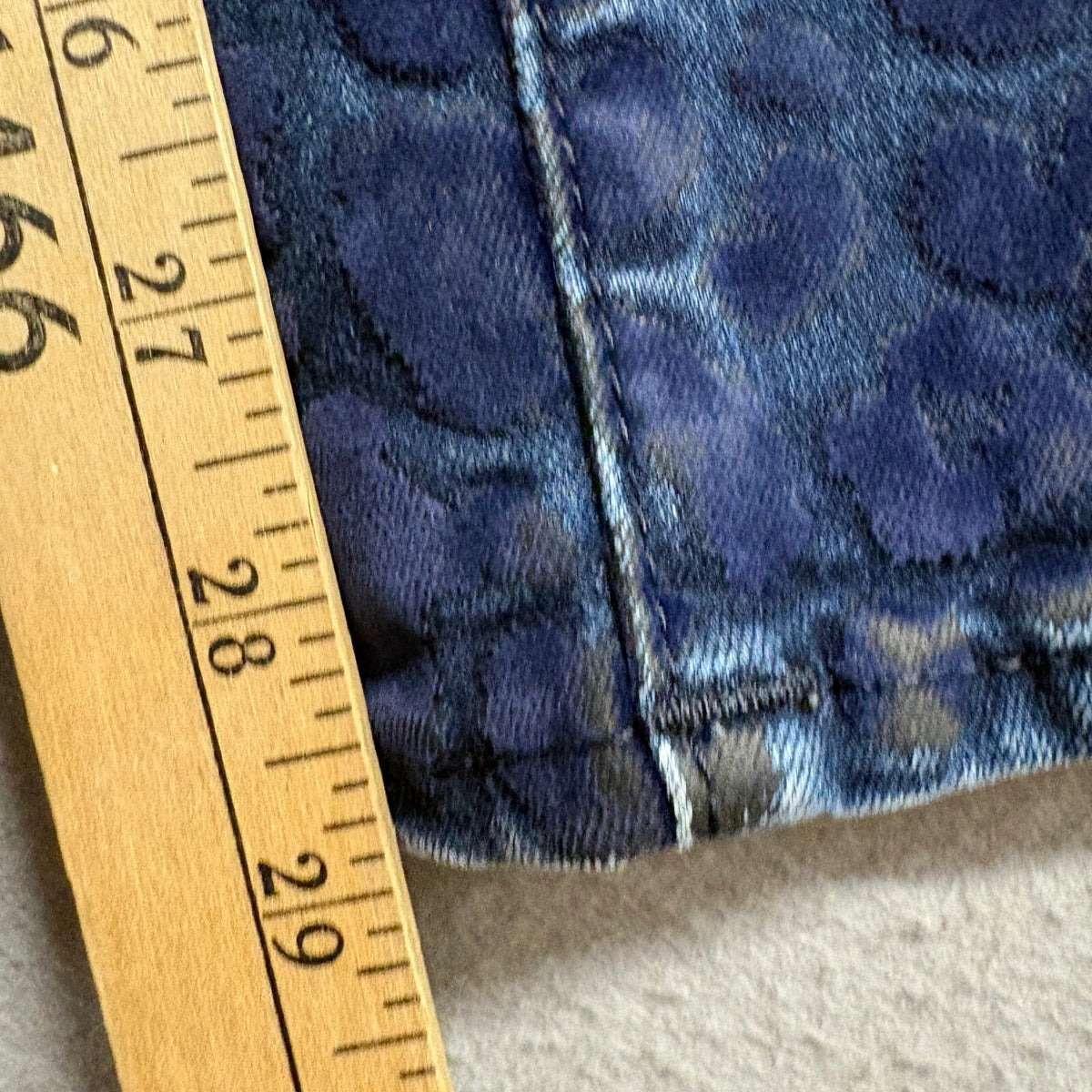 True Religion Halle Super Skinny Jeans Womens 27 Blue Leopard Print Mid Rise USA