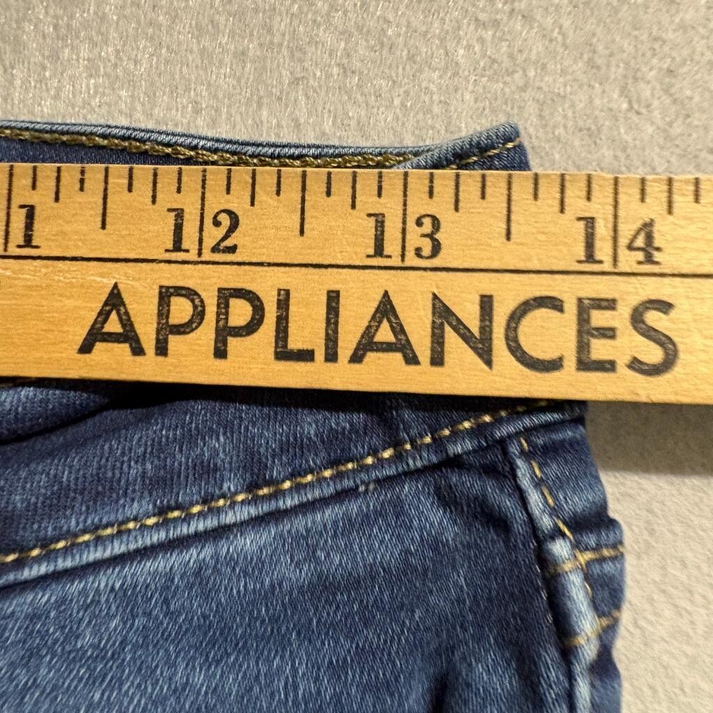 Levi's 711 Skinny Jeans Womens 26 Blue Denim Stretch Dark Wash Mid Rise