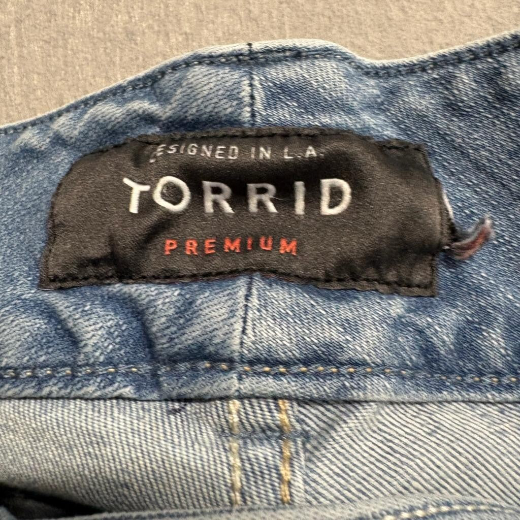 Torrid Premium Skinny Jeans Womens Plus Size 18 Blue Denim Stretch 3-Button Fly