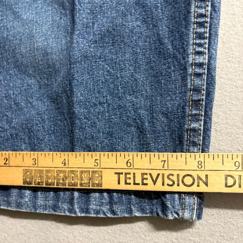 Wrangler Vintage Womens Jeans Size 12 Blue Denim High Rise Crop Straight Leg