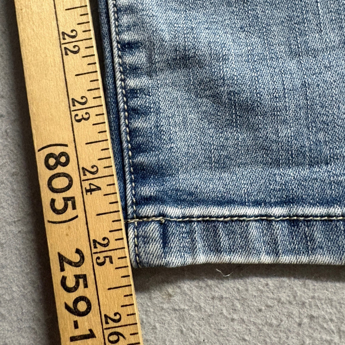 Coco Carmen Daisy Embroidered Distressed Jeans Womens Size M Medium Blue Denim