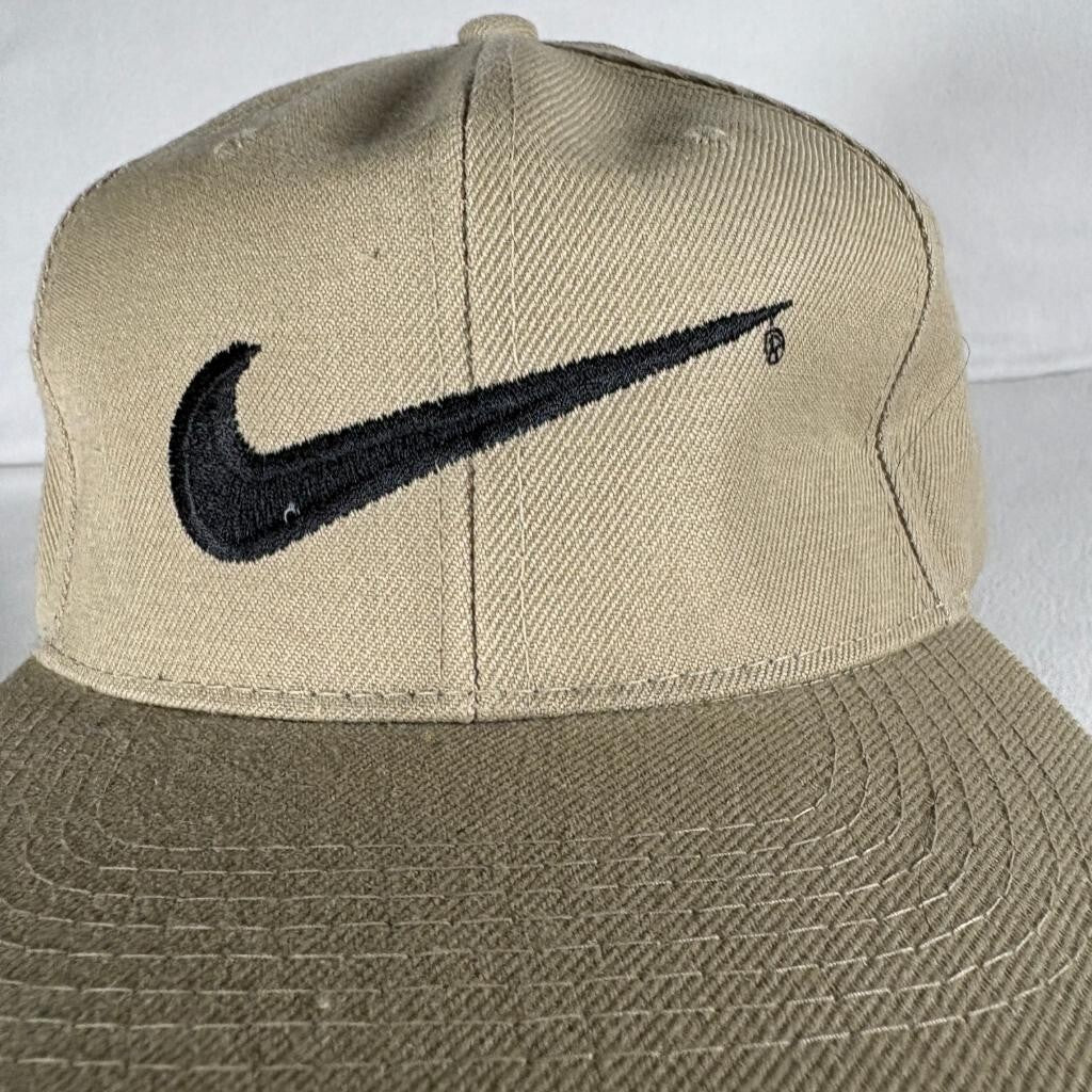 Vintage Nike Swoosh Snapback Hat Mens Tan Beige Green Under Visor Cap Boy Korea