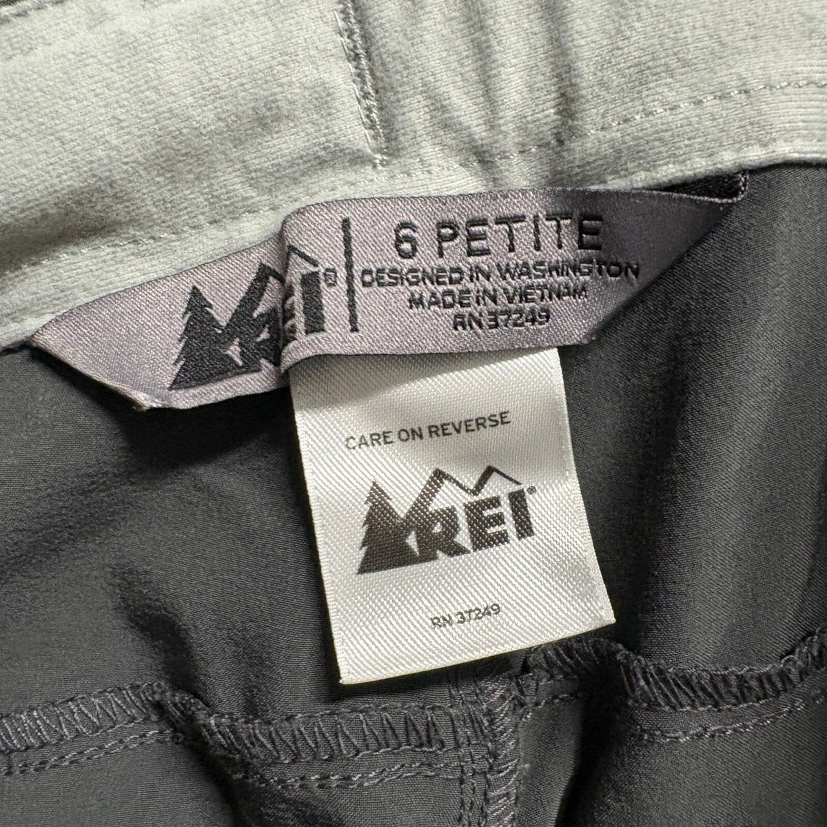 REI Womens Size 6 Petite Gray Hiking Pants Cargo Lightweight Outdoor Travel