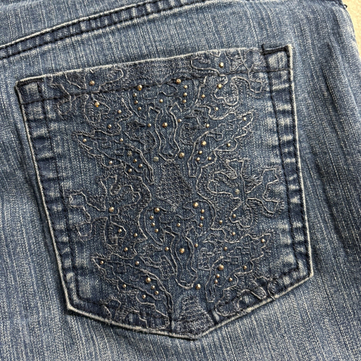Gloria Vanderbilt Amanda Skimmer Denim Shorts Womens Size 12 Blue Jean Capris